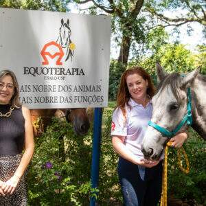 FAM oficializa parceria de estágio com Projeto Equoterapia Esalq/USP para curso de Psicologia