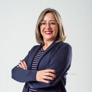 Cristiane M. Correia