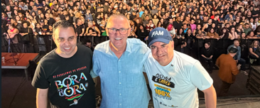 FAM leva o projeto Cultura e Saber ao Rock Day e realiza sorteios de bolsas