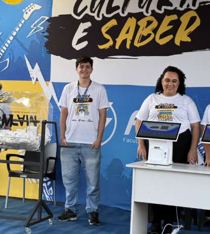 FAM leva o projeto Cultura e Saber ao Rock Day e realiza sorteios de bolsas