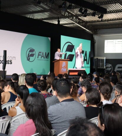Encontro com Educadores FAM 2026 recebe Carla Arena